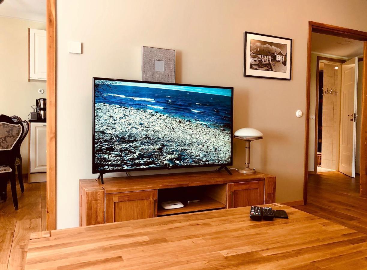Kohtu Apartment Kuressaare Bagian luar foto