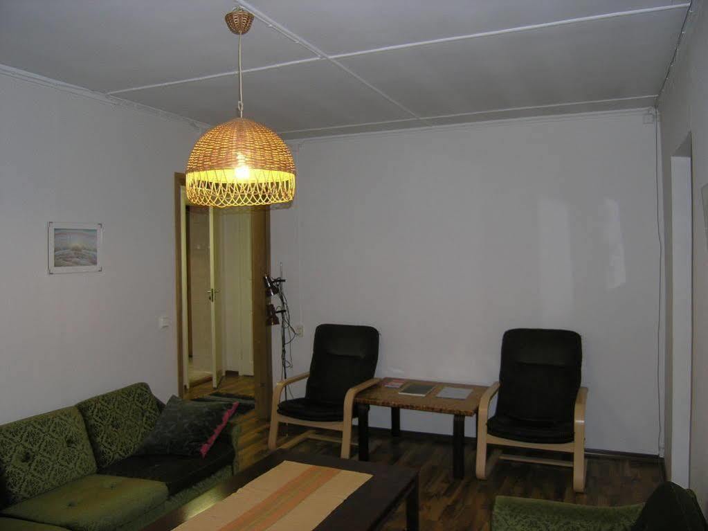 Kohtu Apartment Kuressaare Bagian luar foto